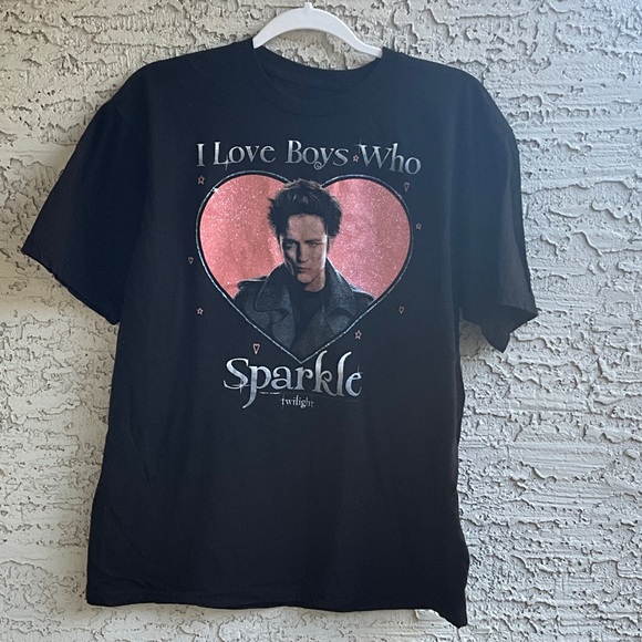 Twilight Black Graphic Tee - Picture 1 of 3
